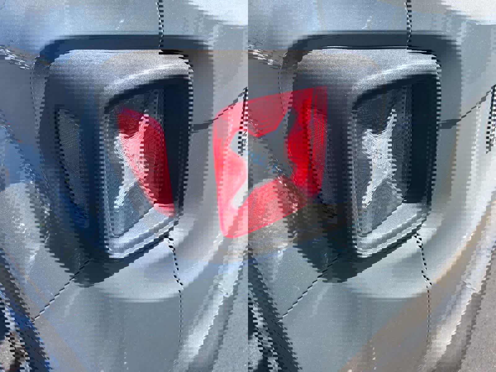 Used 2018 Jeep Renegade Latitude image 17