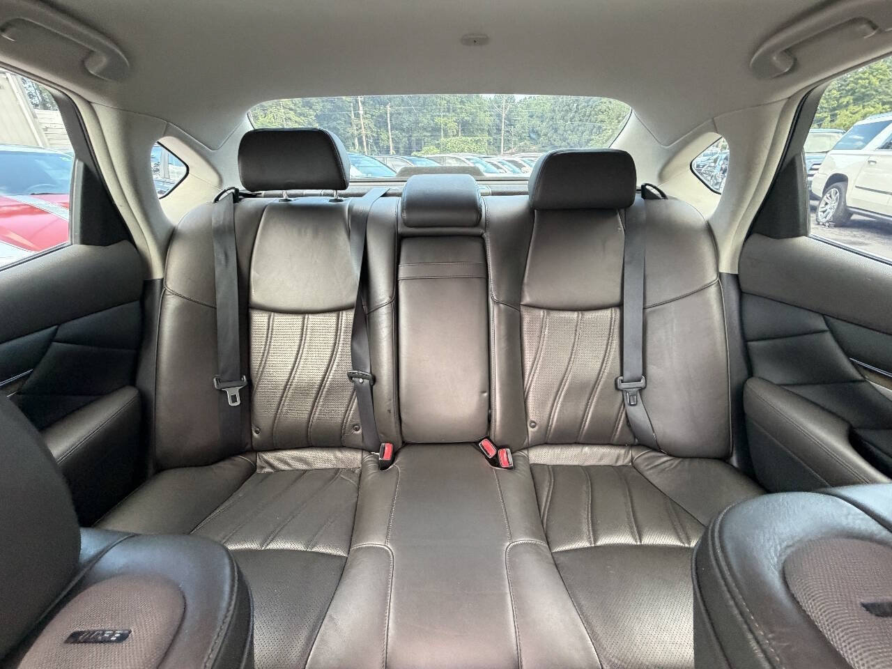 Used 2011 INFINITI M37 w/ Deluxe Touring Pkg RWD image 22