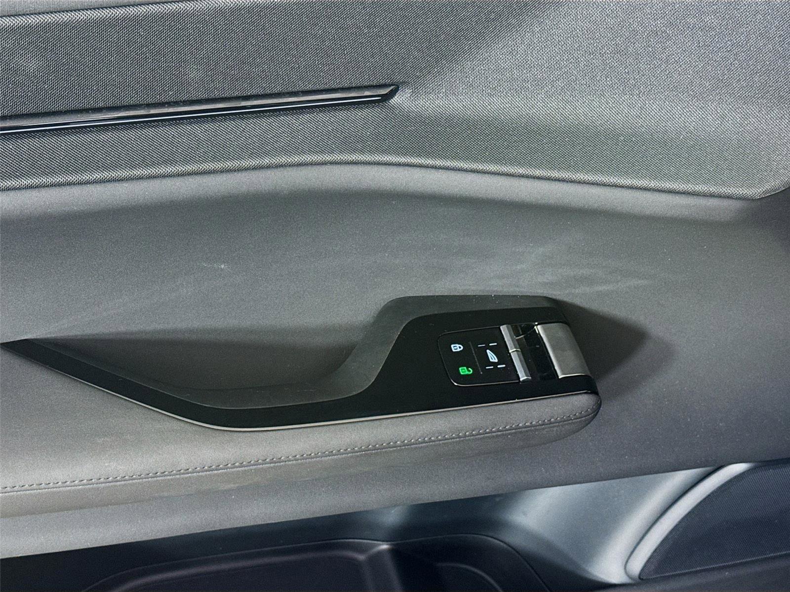 Used 2025 Polestar Polestar 3 image 17