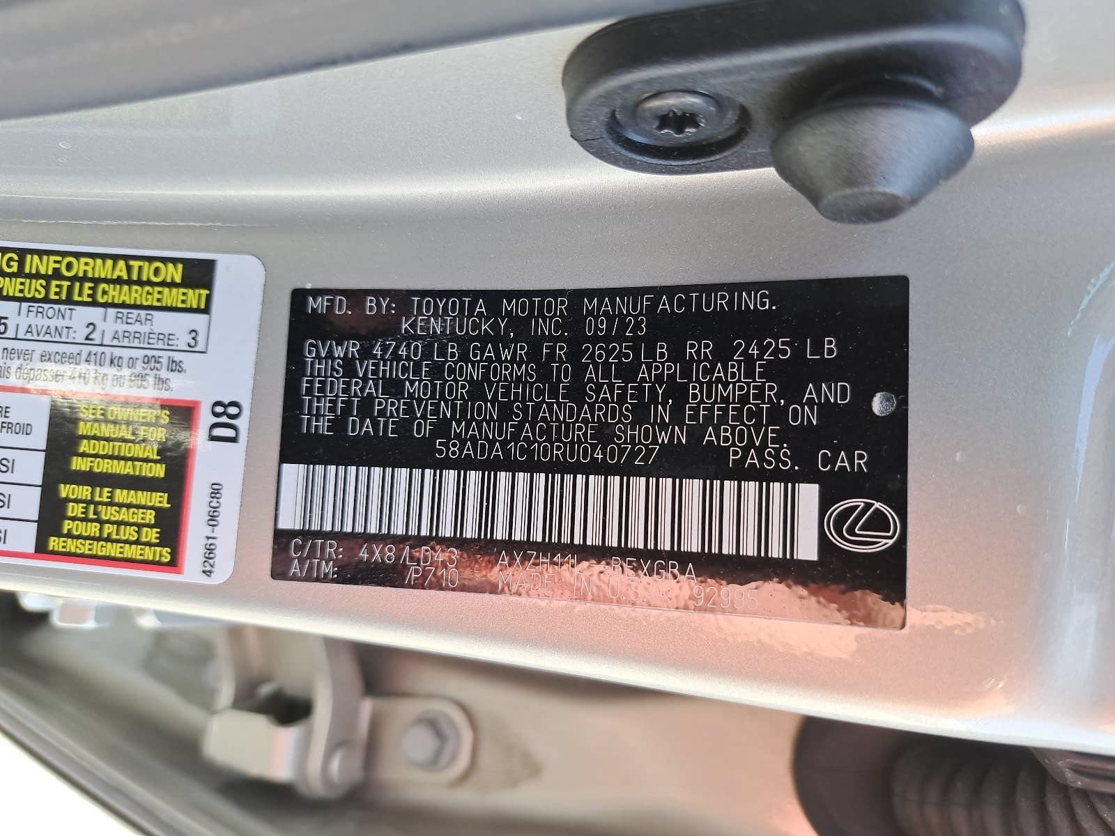 Used 2024 Lexus ES 300h w/ Premium Package FWD image 38