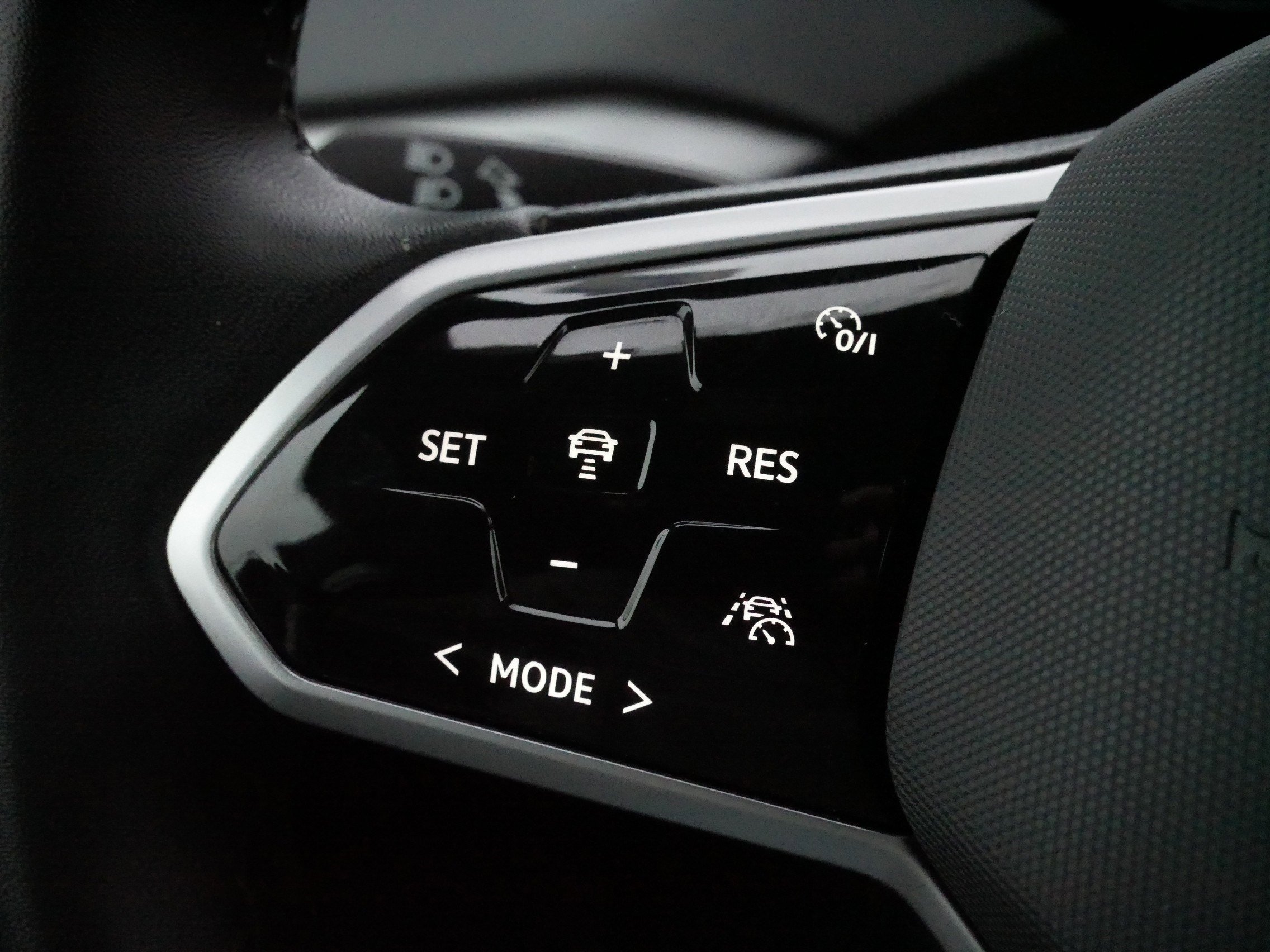 Certified 2023 Volkswagen ID.4 Pro S image 25