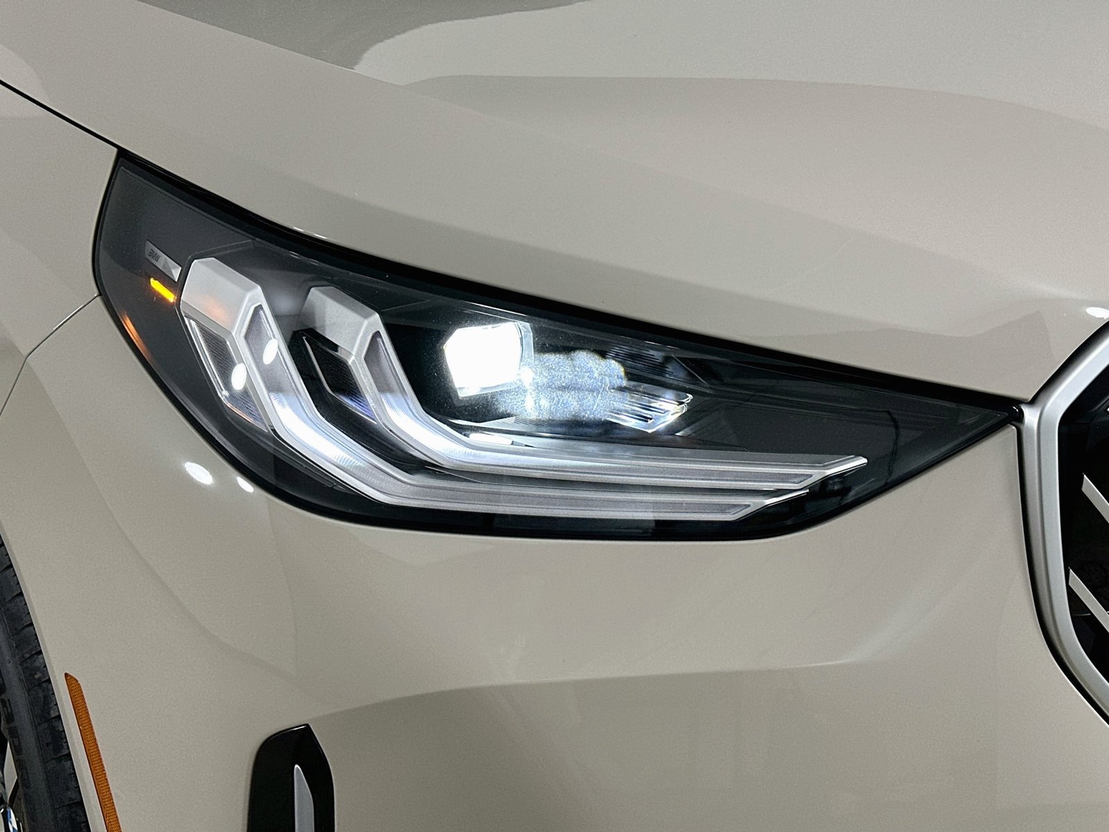 New 2026 BMW X3 xDrive30i AWD/4WD image 9