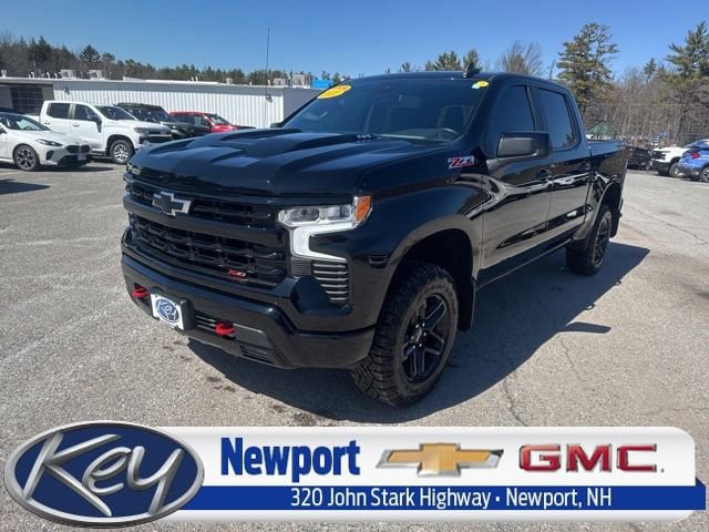 Used 2022 Chevrolet Silverado 1500 LT Trail Boss w/ Convenience Package II AWD/4WD image 1
