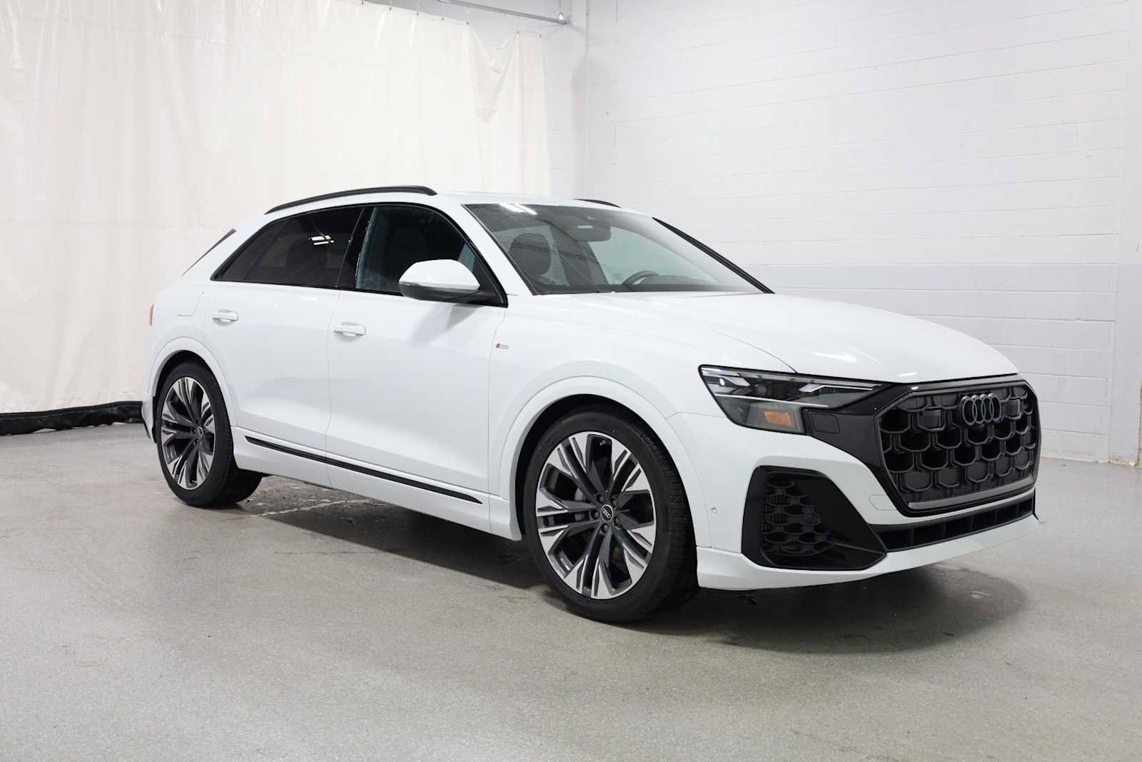 New 2026 Audi Q8 Premium Plus image 13