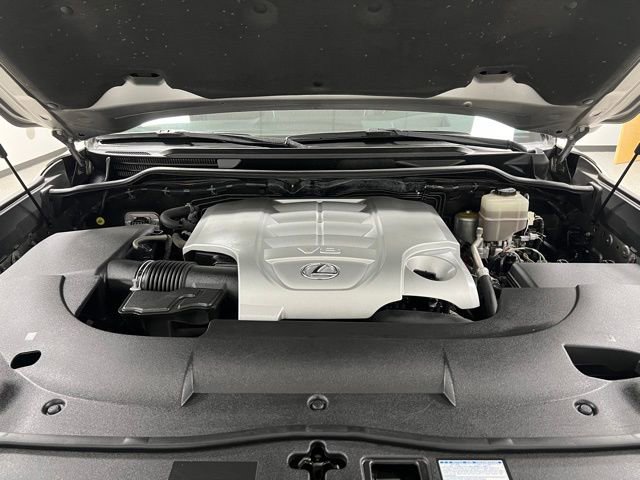Used 2016 Lexus LX 570 4WD w/ Luxury Package image 64