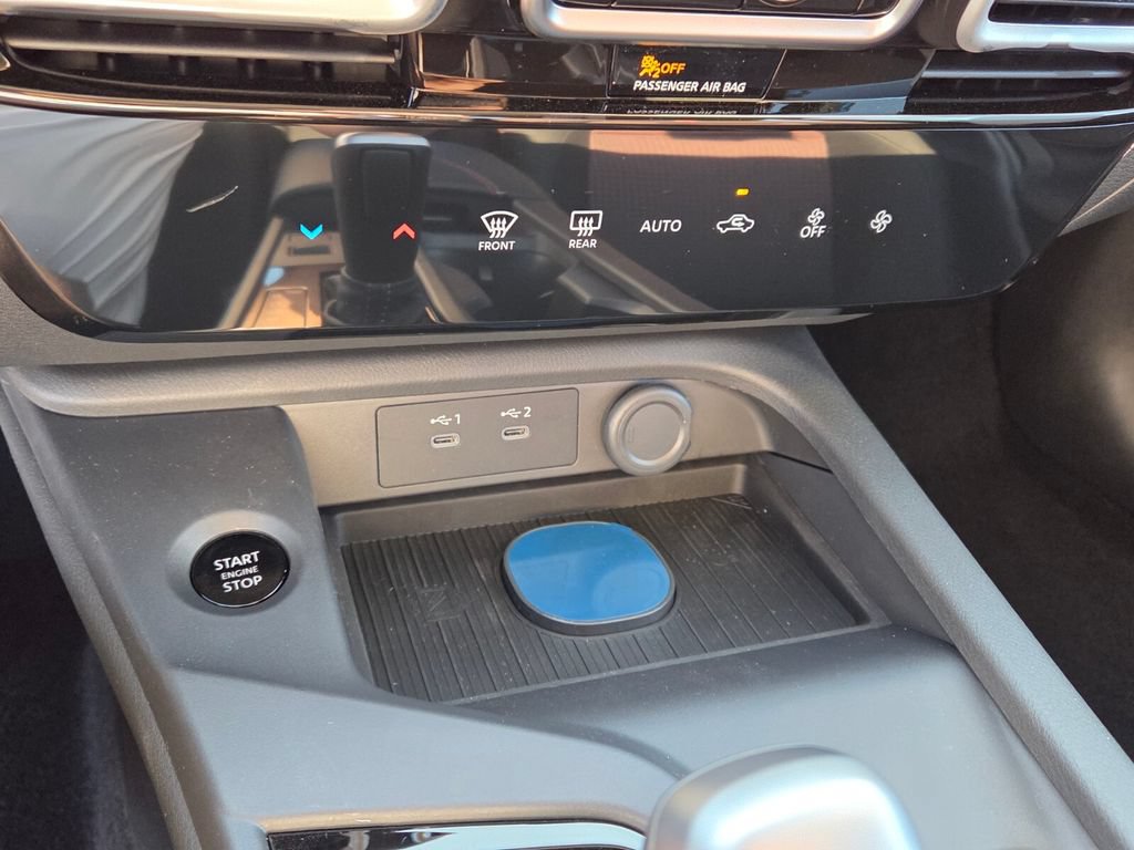 New 2027 Nissan Sentra SR w/ Floor Mat Package FWD image 19