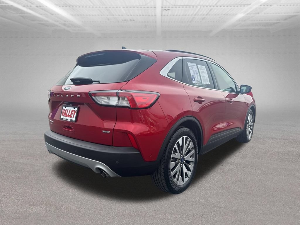 Certified 2020 Ford Escape Titanium w/ Titanium Premium Package 2.0 FWD image 17