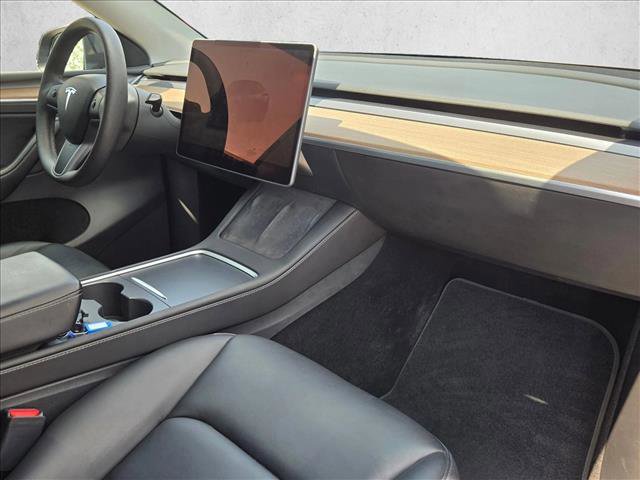 Used 2023 Tesla Model Y Long Range image 22
