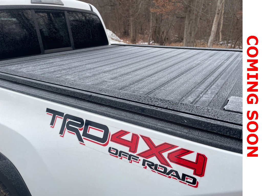 Used 2016 Toyota Tacoma TRD Off-Road image 10