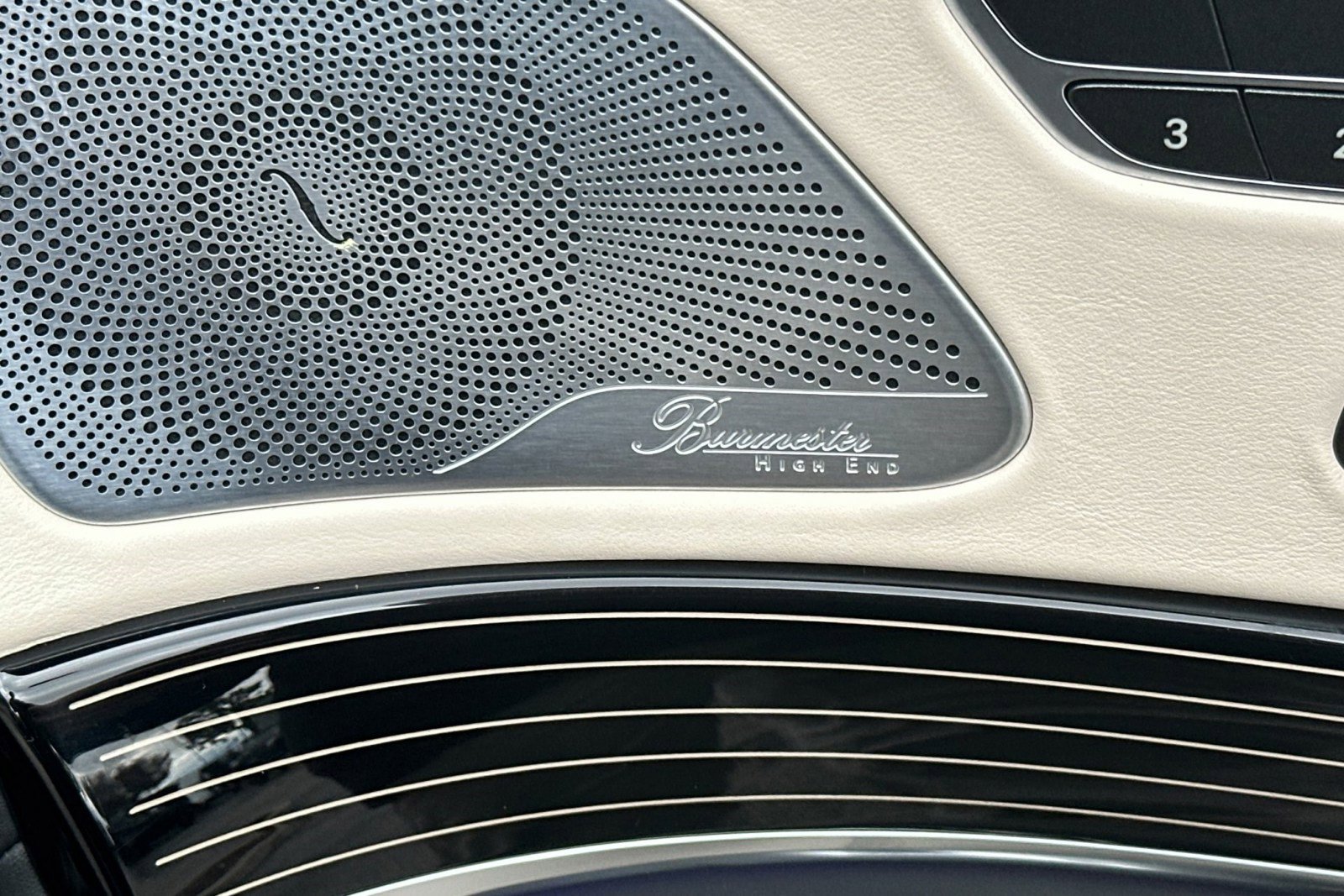 Used 2018 Mercedes-Benz Maybach S 650 image 16