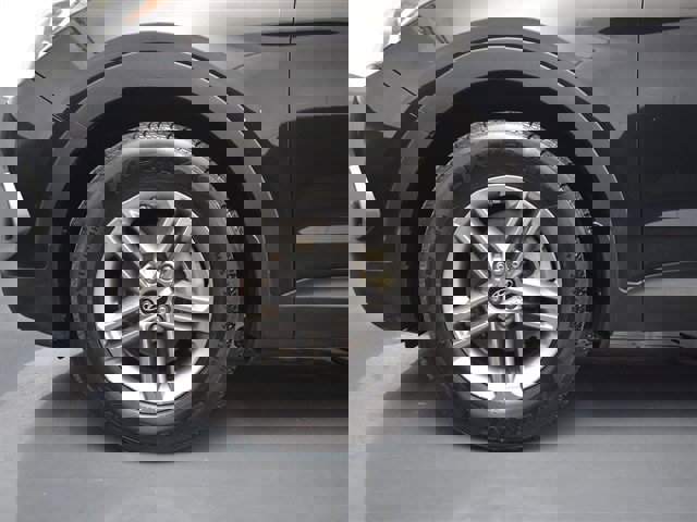 Used 2017 Hyundai Santa Fe Sport image 9