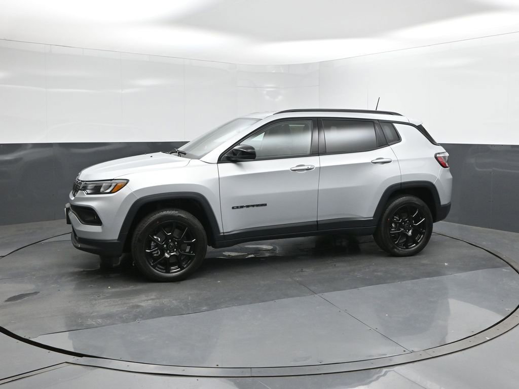 New 2026 Jeep Compass Latitude AWD/4WD image 30