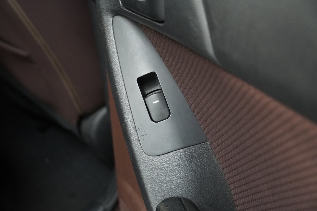 Used 2010 Kia Forte EX FWD image 46