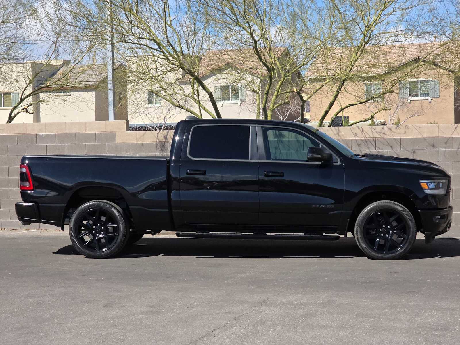 Used 2023 RAM 1500 Laramie image 10