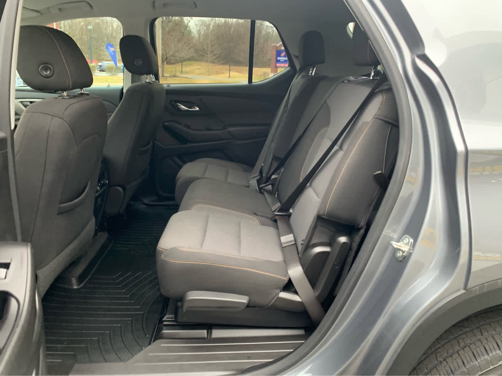 Used 2020 Chevrolet Traverse LS image 23