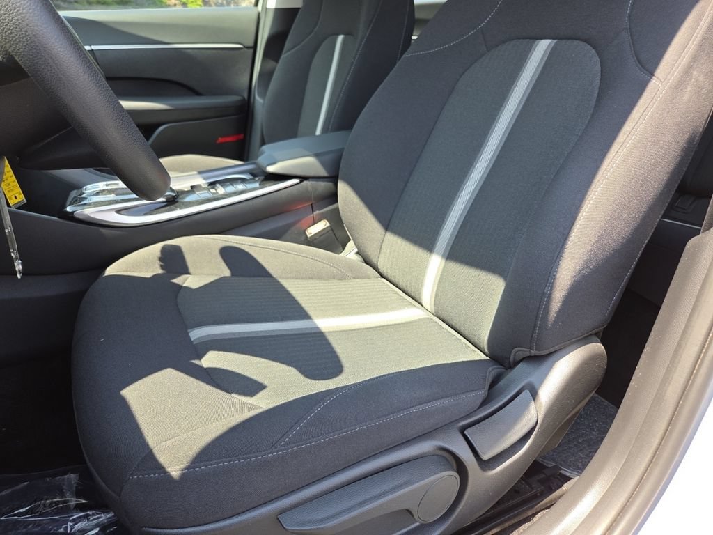 Used 2023 Hyundai Sonata SE FWD image 27