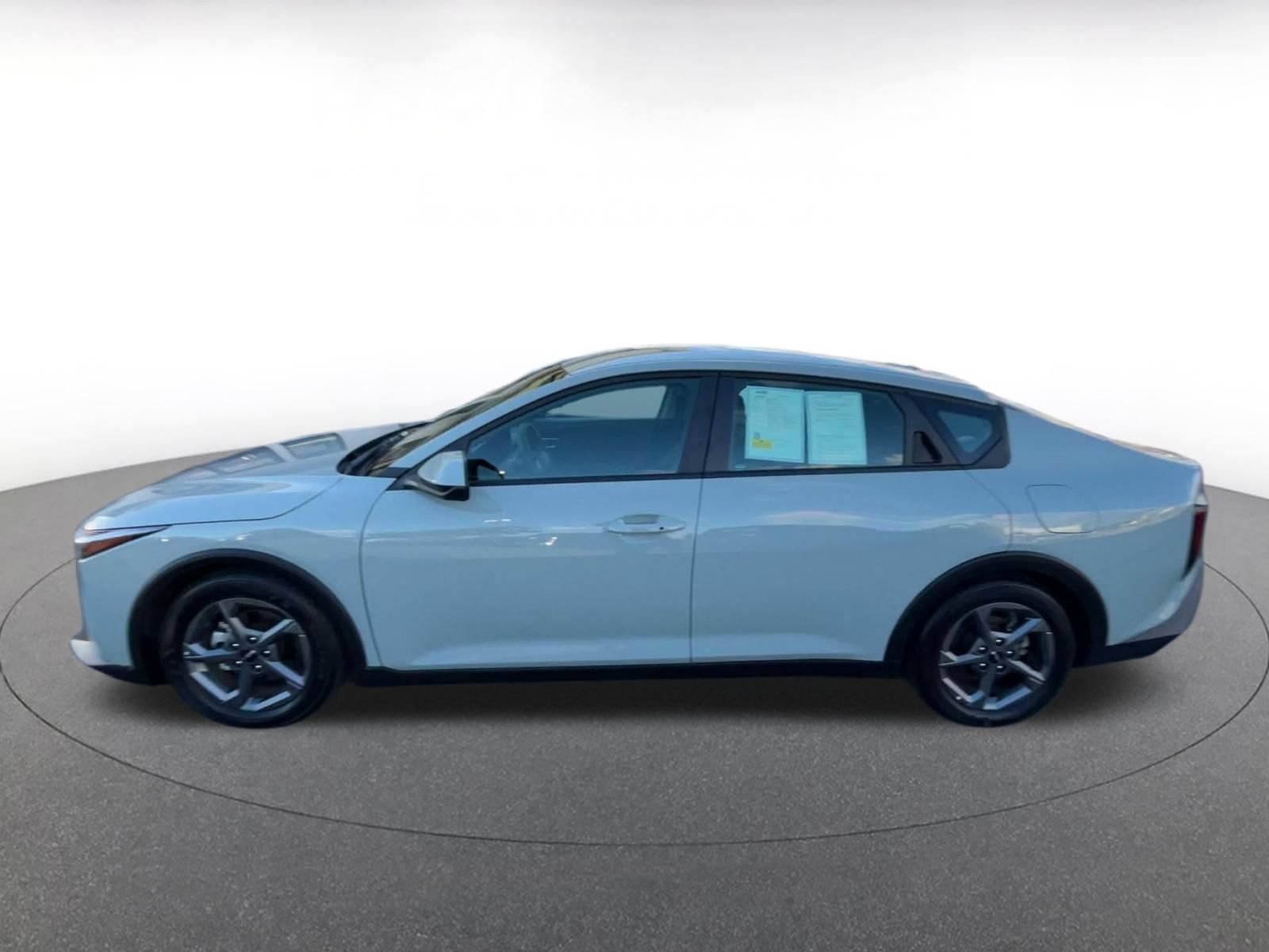 Used 2025 Kia K4 FWD image 8