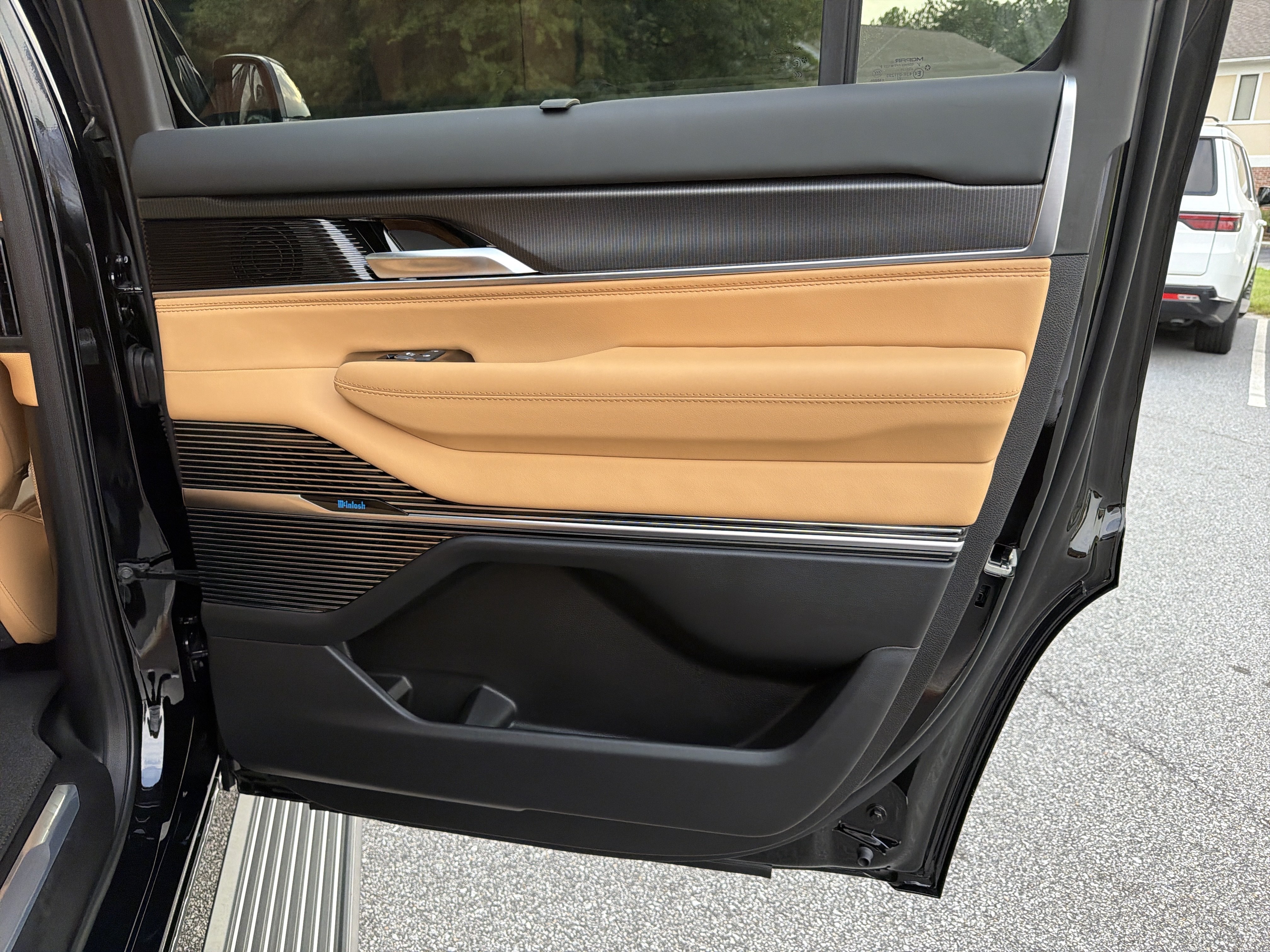 New 2026 Jeep Grand Wagoneer Summit AWD/4WD image 18