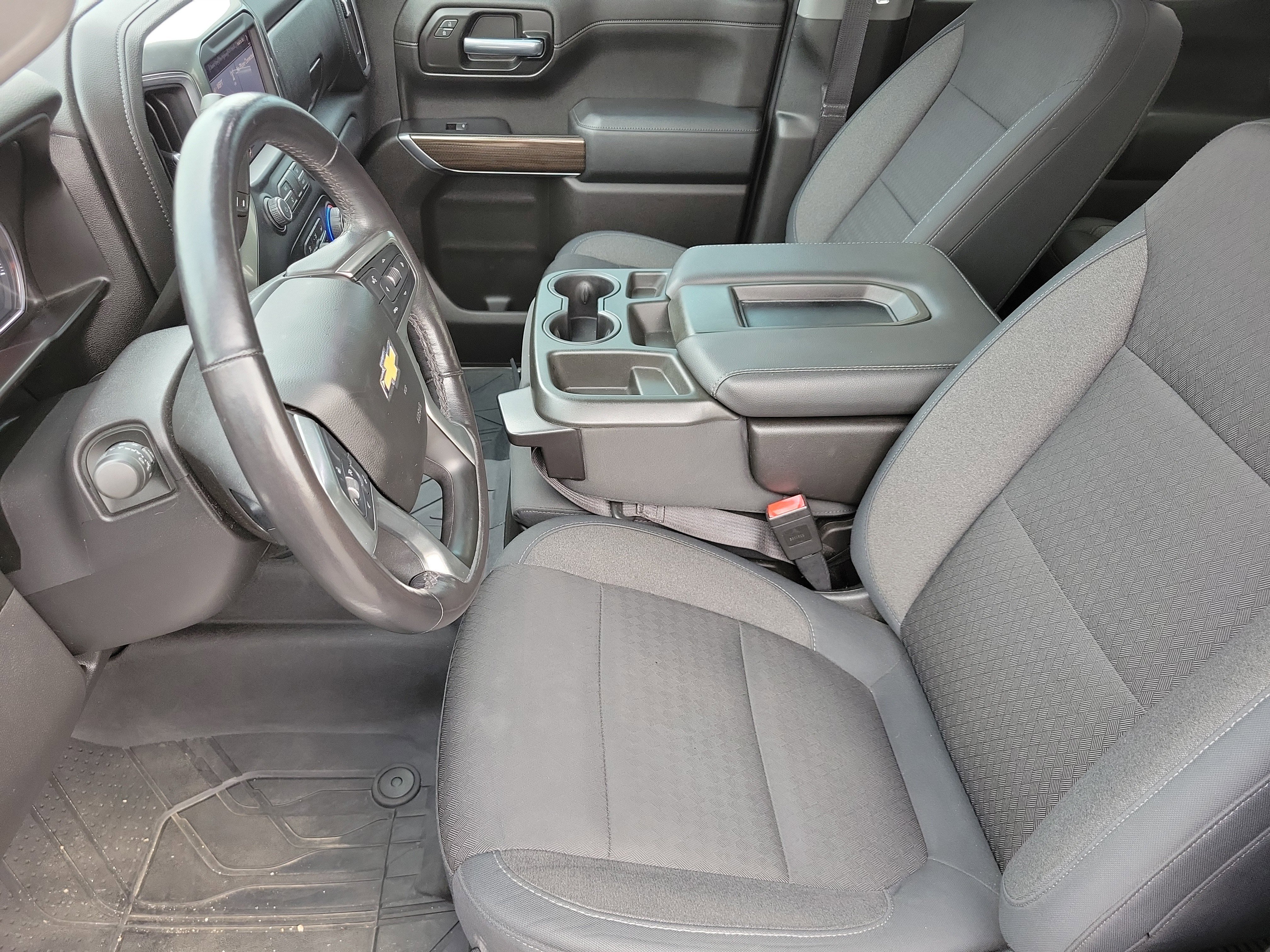 Used 2019 Chevrolet Silverado 1500 LT w/ All-Star Edition image 9