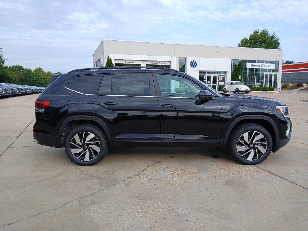New 2026 Volkswagen Atlas SE FWD image 8
