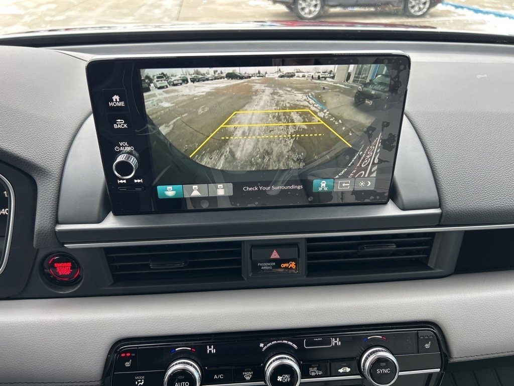 New 2025 Honda Pilot Touring image 37