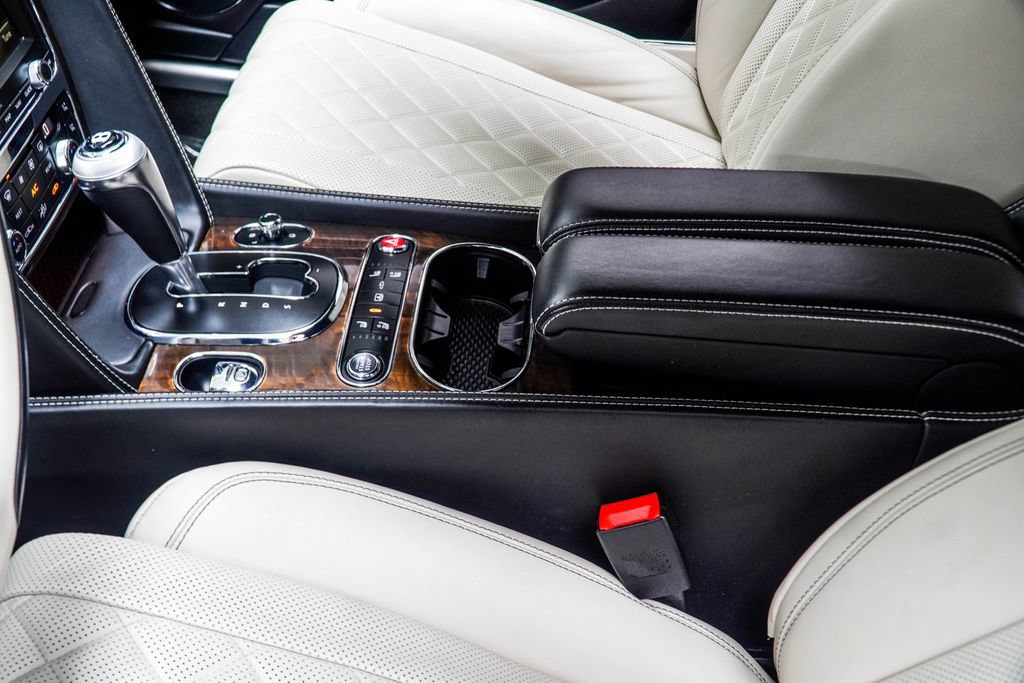 Used 2018 Bentley Flying Spur S V8 AWD/4WD image 22