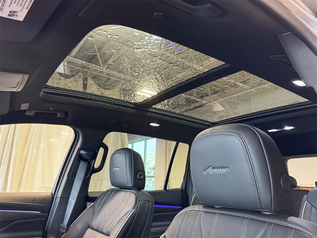 New 2026 Buick Enclave Avenir w/ Super Cruise Package image 45