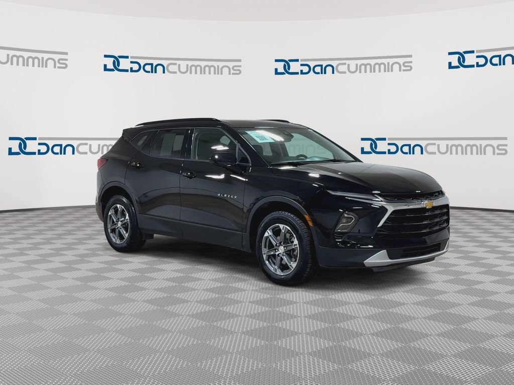 Used 2023 Chevrolet Blazer LT w/ Convenience Package image 2
