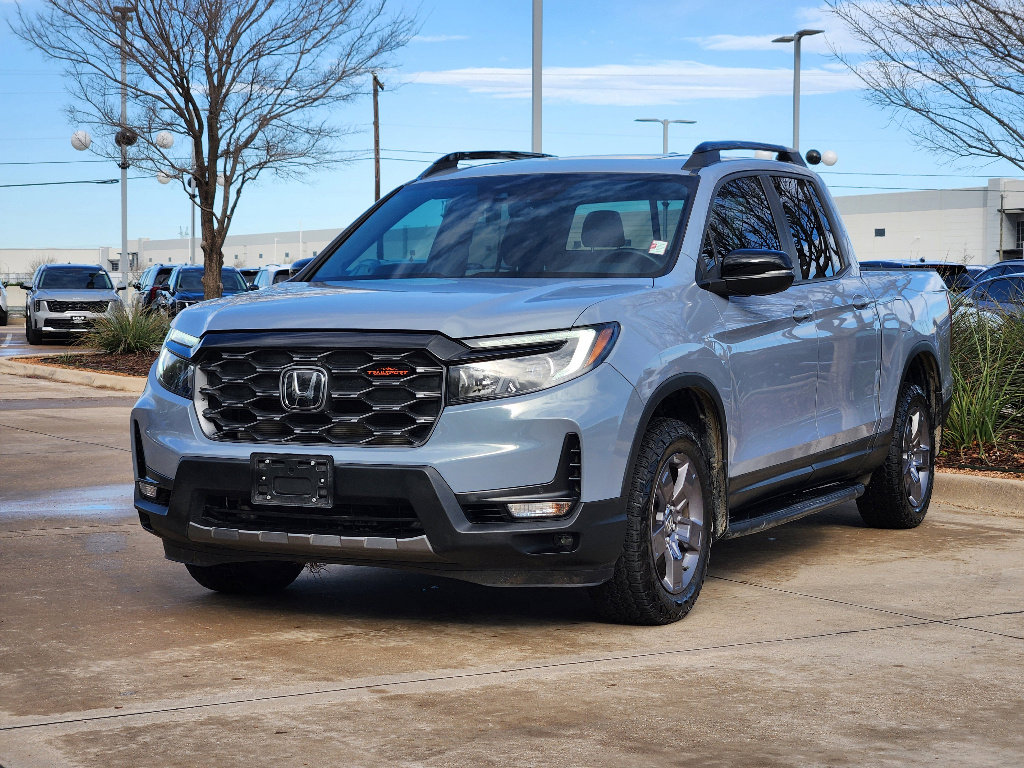 Used 2024 Honda Ridgeline TrailSport image 2