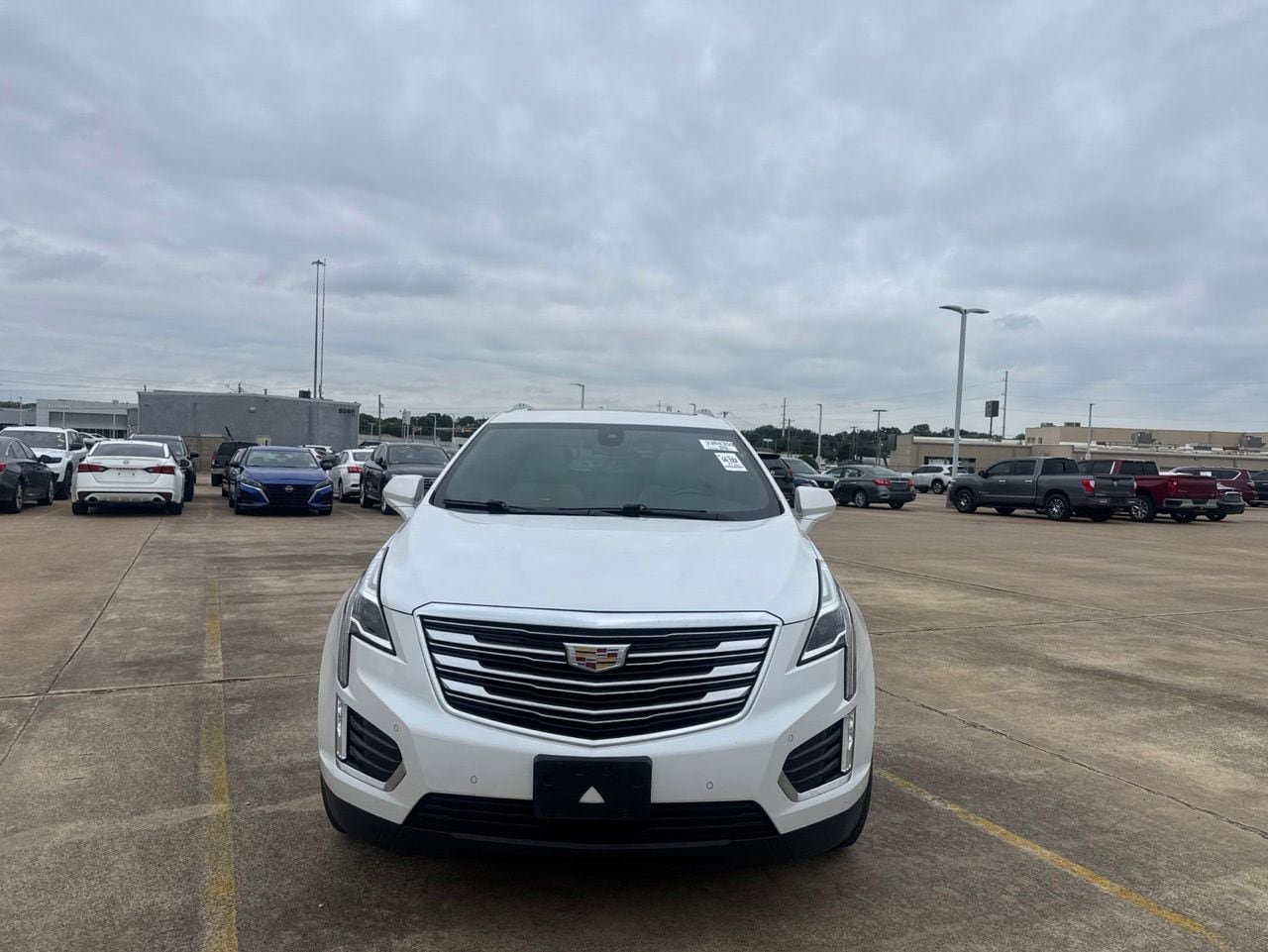 Used 2019 Cadillac XT5 Premium Luxury FWD image 4