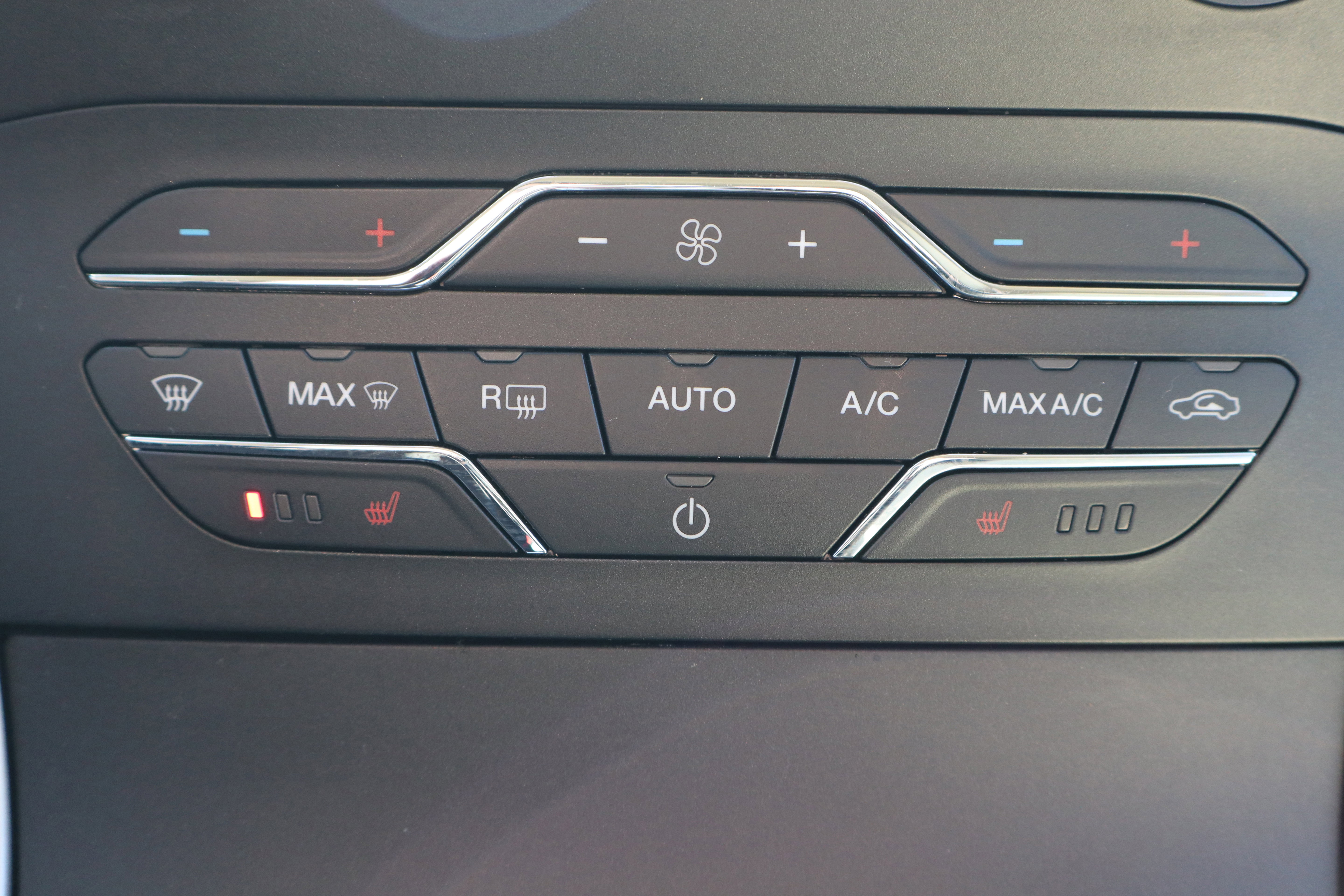 Used 2020 Ford Edge SEL w/ Convenience Package image 23