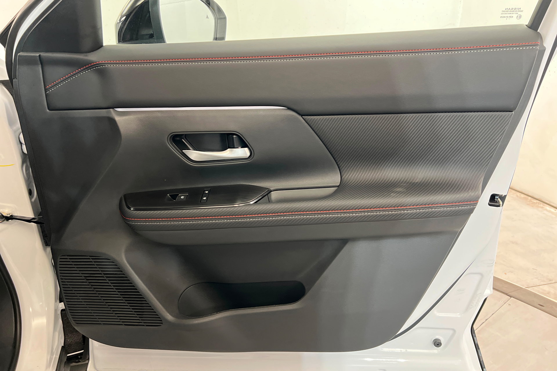 New 2026 Nissan Kicks SR w/ SR Premium Package AWD/4WD image 23