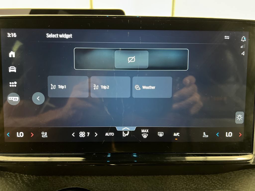 Used 2025 Ford Expedition Tremor AWD/4WD image 76