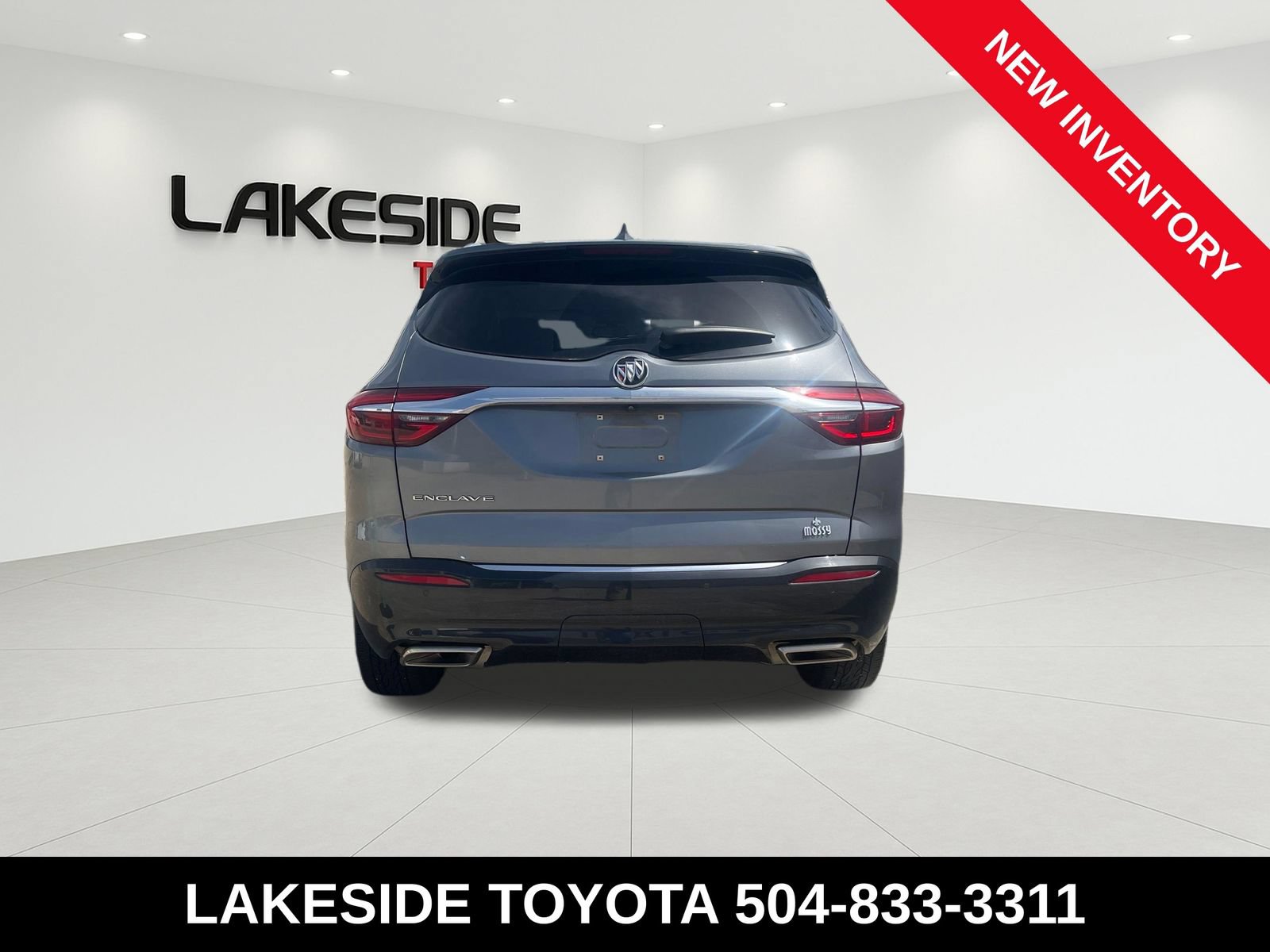 Used 2020 Buick Enclave Essence w/ Sound and Sites Package FWD image 4