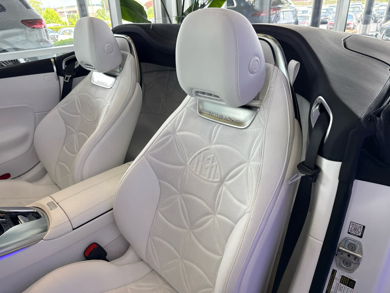 New 2026 Mercedes-Benz Maybach SL 680 image 8