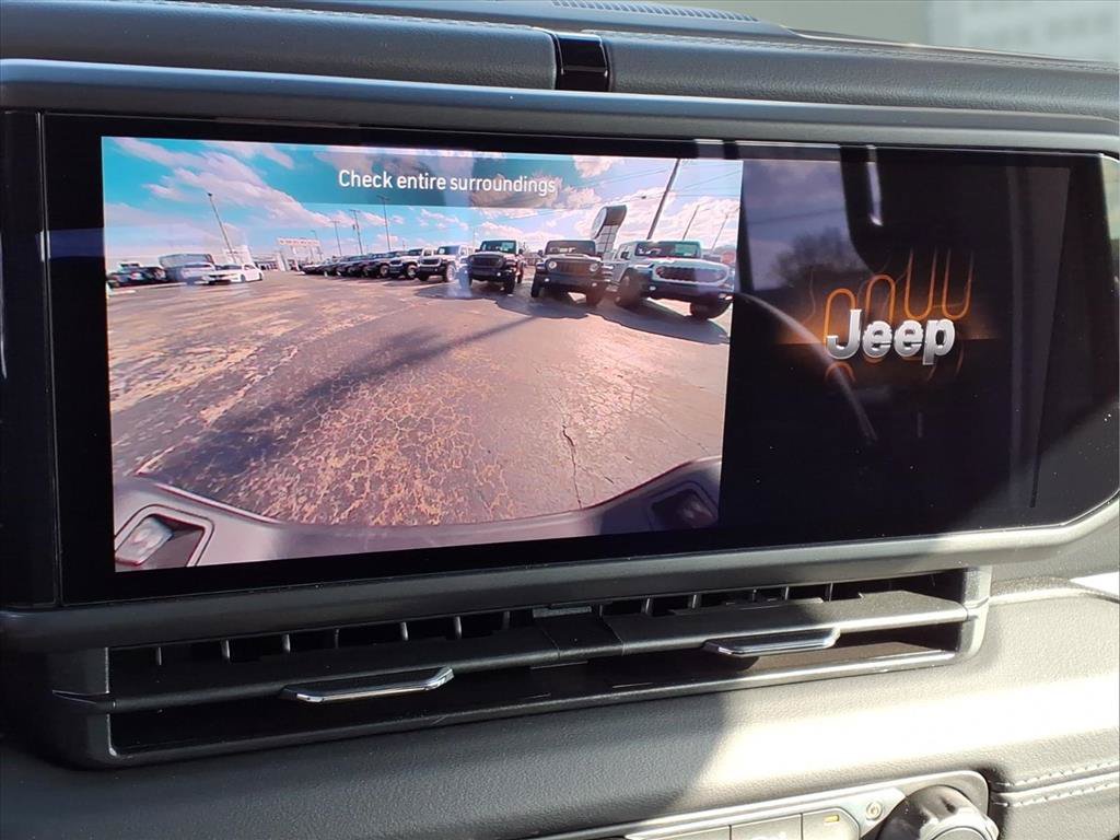 New 2026 Jeep Gladiator Sport AWD/4WD image 16