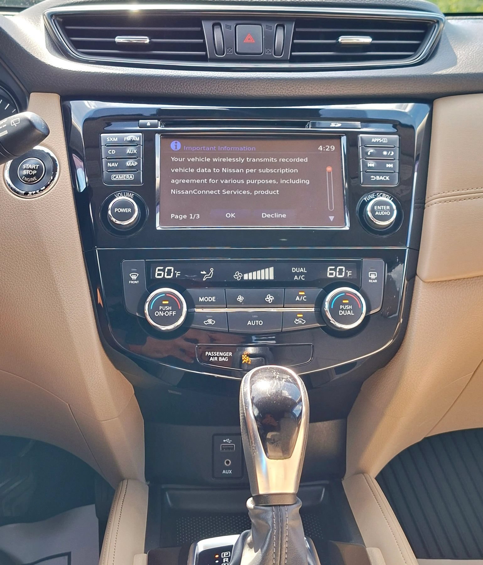 Used 2017 Nissan Rogue SL w/ SL Premium Package FWD image 19