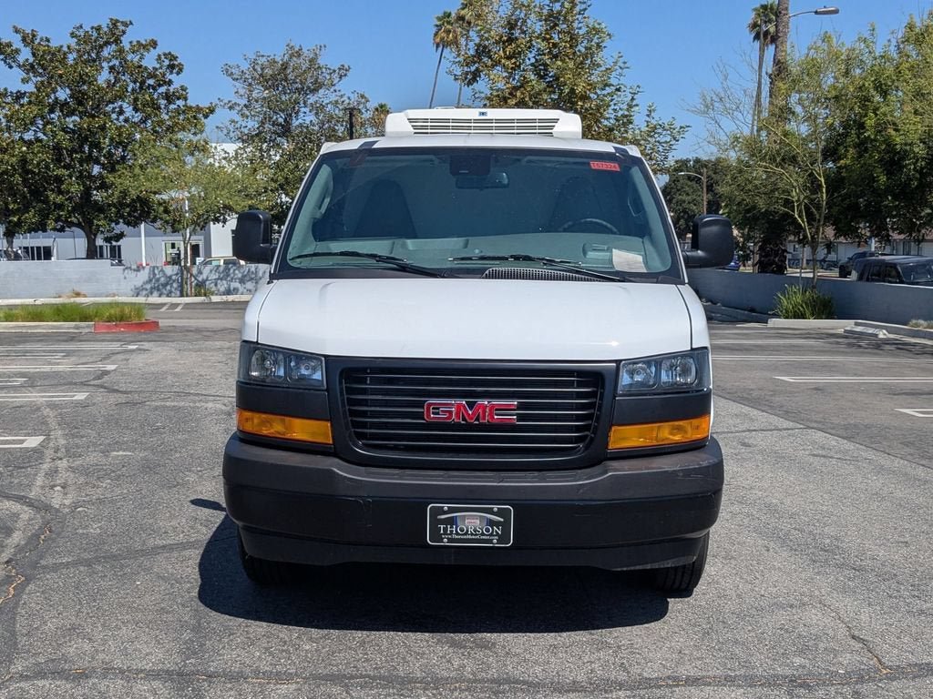 New 2026 GMC Savana 3500 Extended w/ Driver Convenience Package RWD image 2