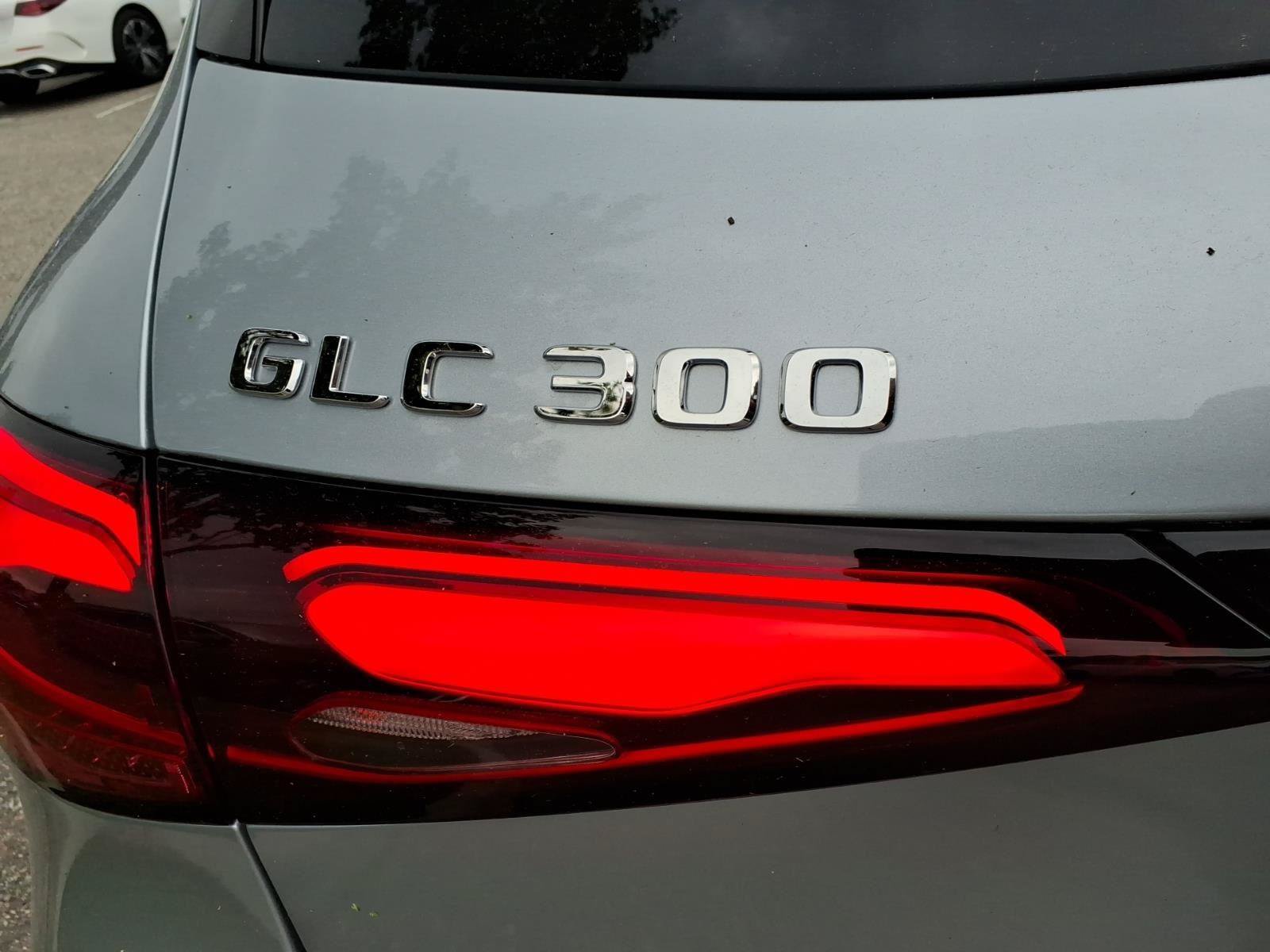 New 2026 Mercedes-Benz GLC 300 4MATIC image 9