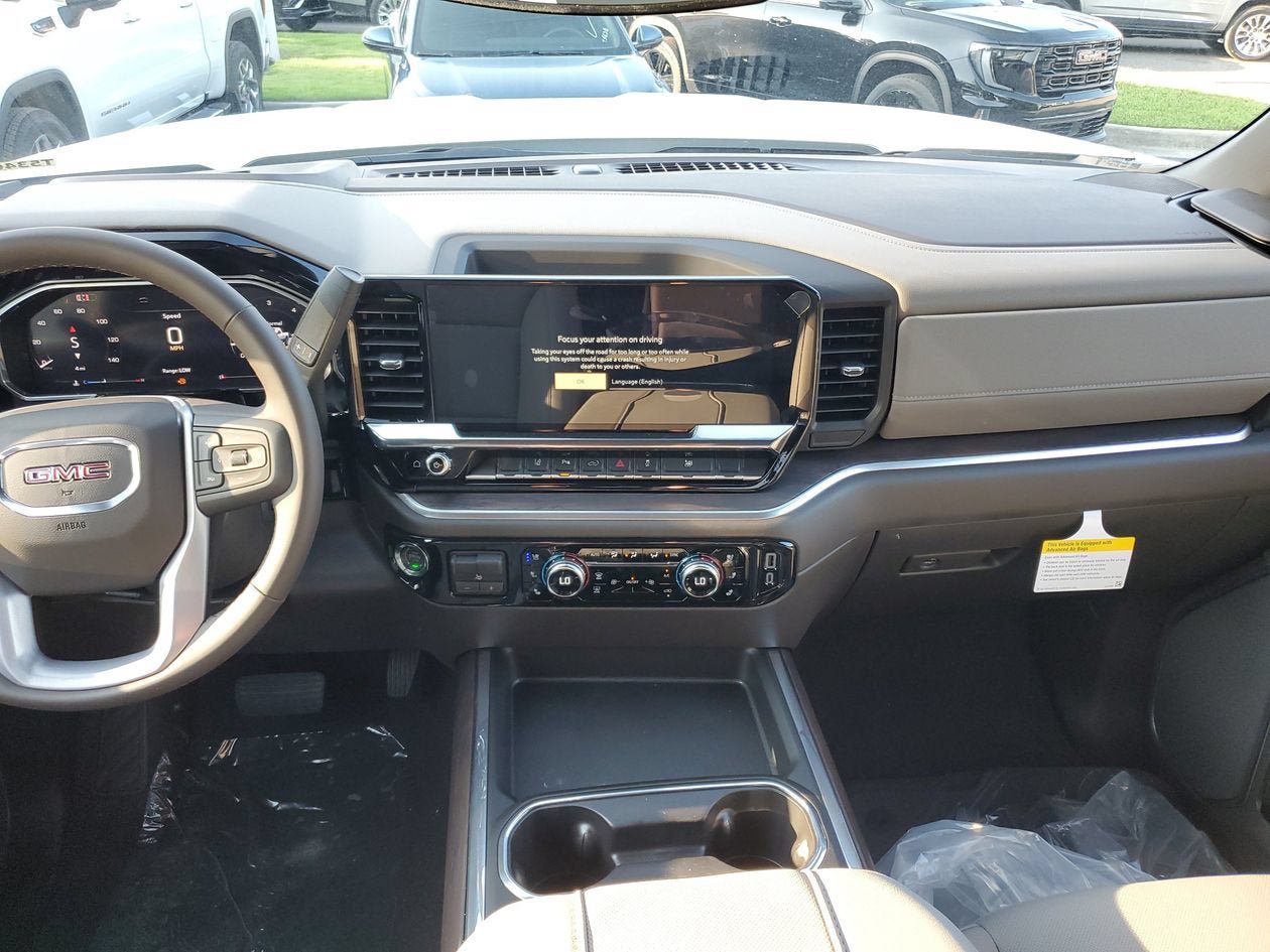 New 2026 GMC Sierra 2500 SLT w/ SLT Convenience Package AWD/4WD image 15