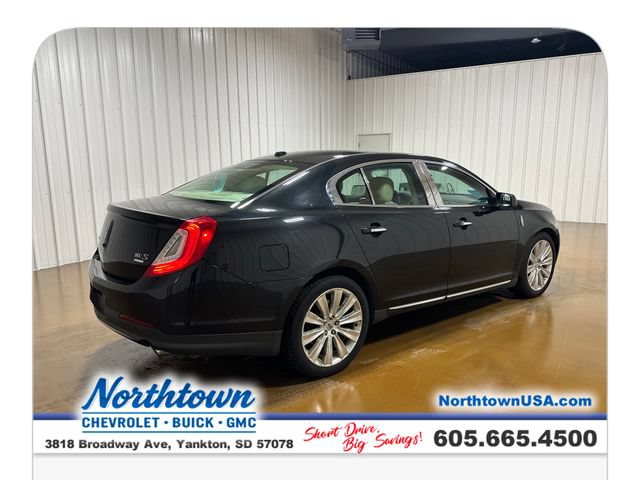 Used 2013 Lincoln MKS AWD image 5