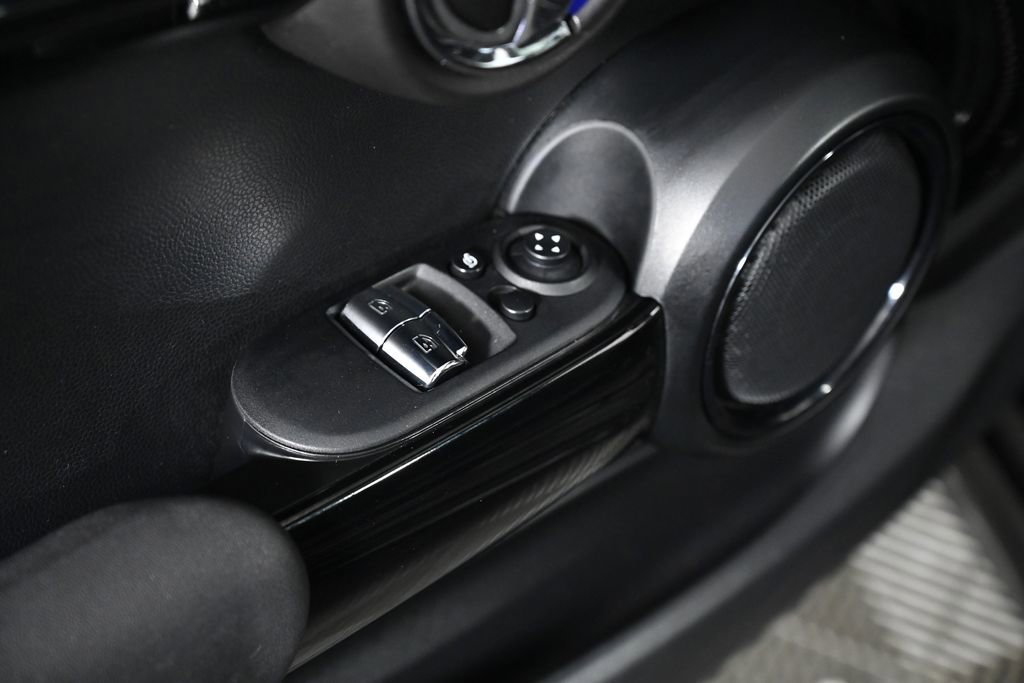 Used 2019 MINI Cooper John Cooper Works image 23