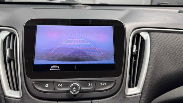 Used 2019 Chevrolet Malibu RS image 28