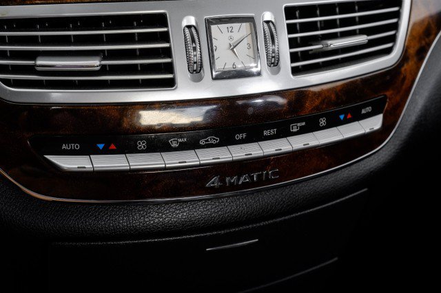 Used 2013 Mercedes-Benz S 550 4MATIC image 27