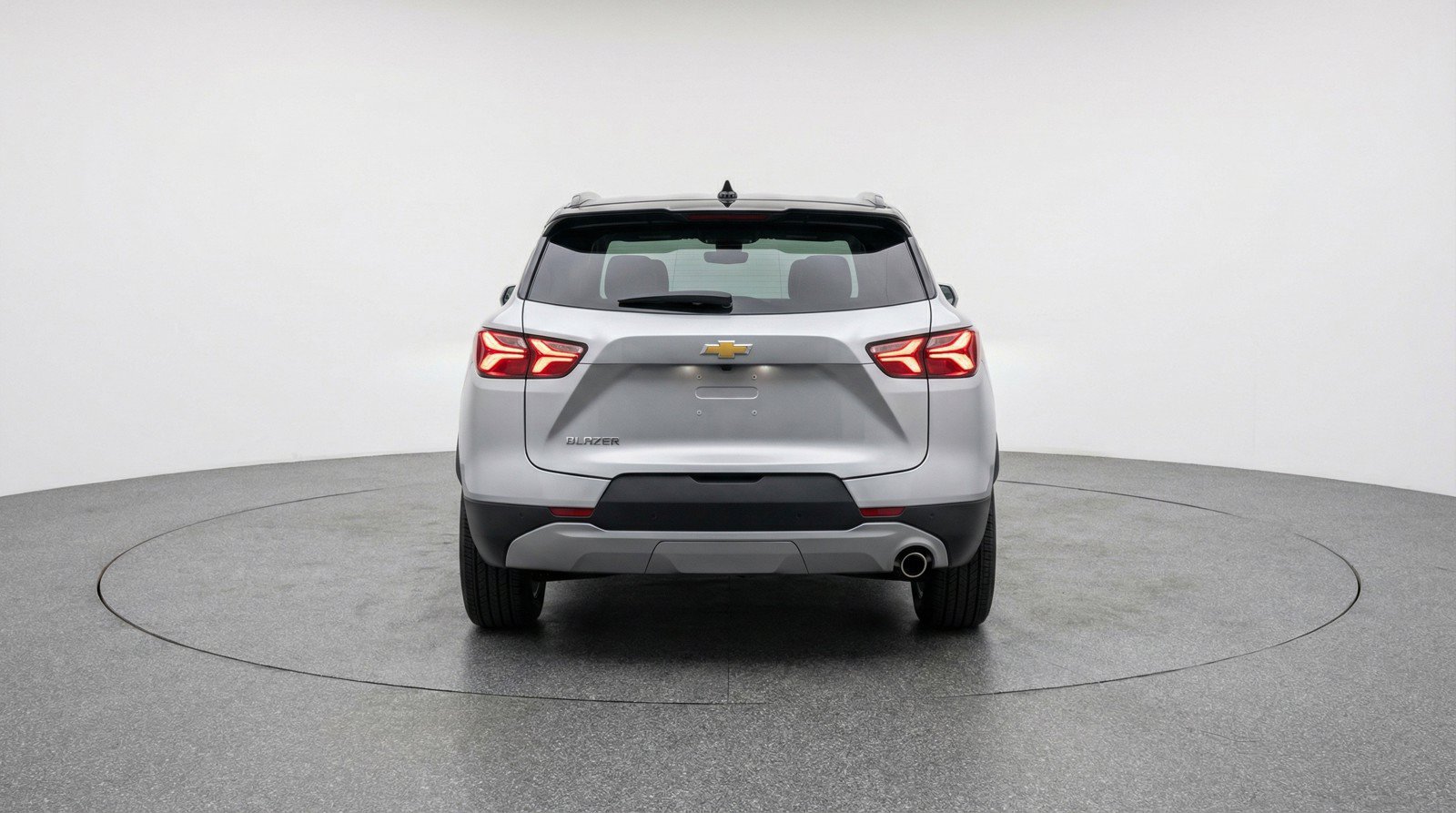 Used 2025 Chevrolet Blazer LT FWD image 7