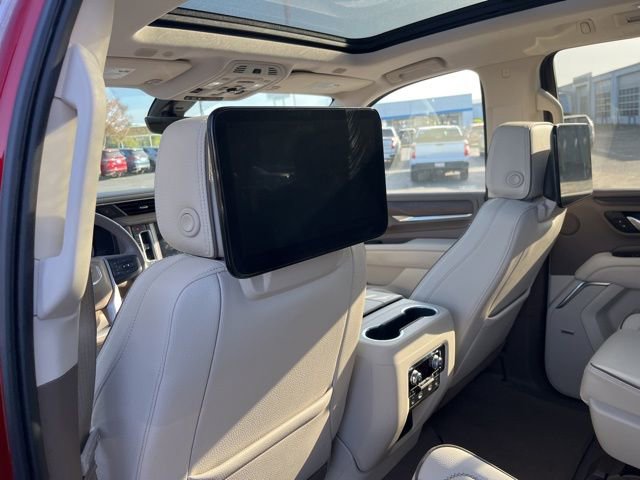 Used 2021 GMC Yukon Denali w/ Denali Ultimate Package image 16