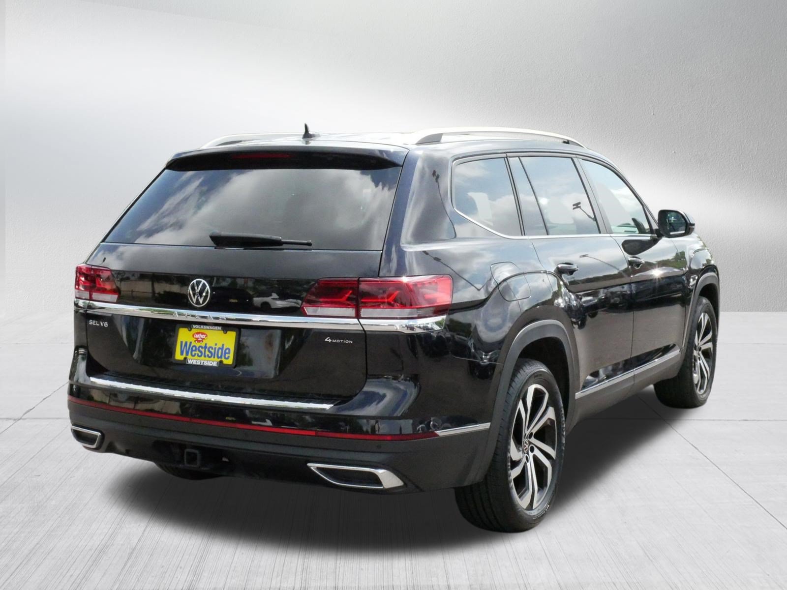 Certified 2023 Volkswagen Atlas SEL AWD/4WD image 7