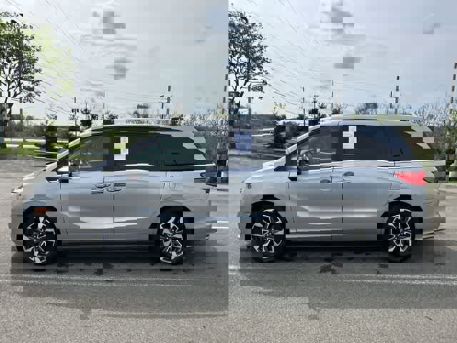 Used 2023 Honda Odyssey EX-L image 2