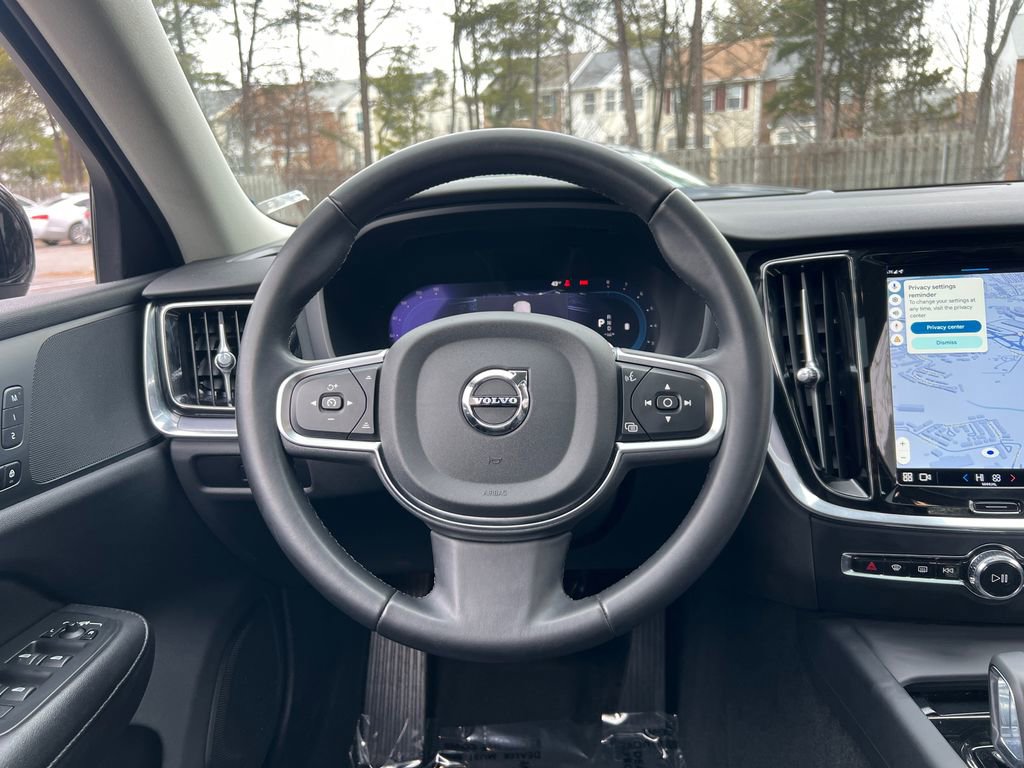 Used 2024 Volvo S60 B5 Core image 28