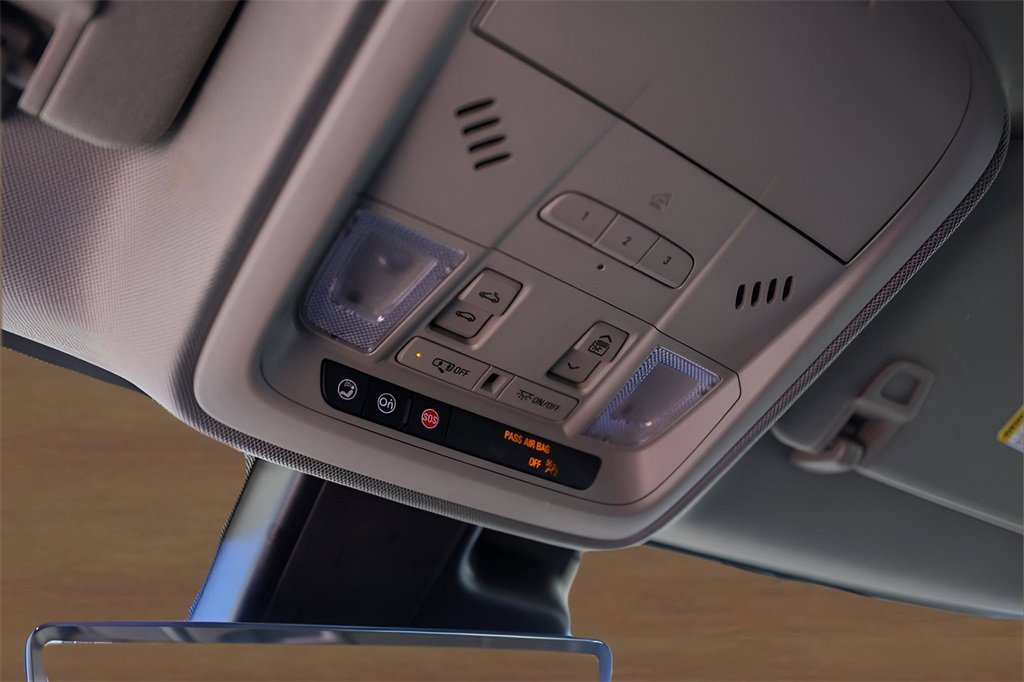 Certified 2022 Cadillac XT4 Premium Luxury w/ Technology Package image 21